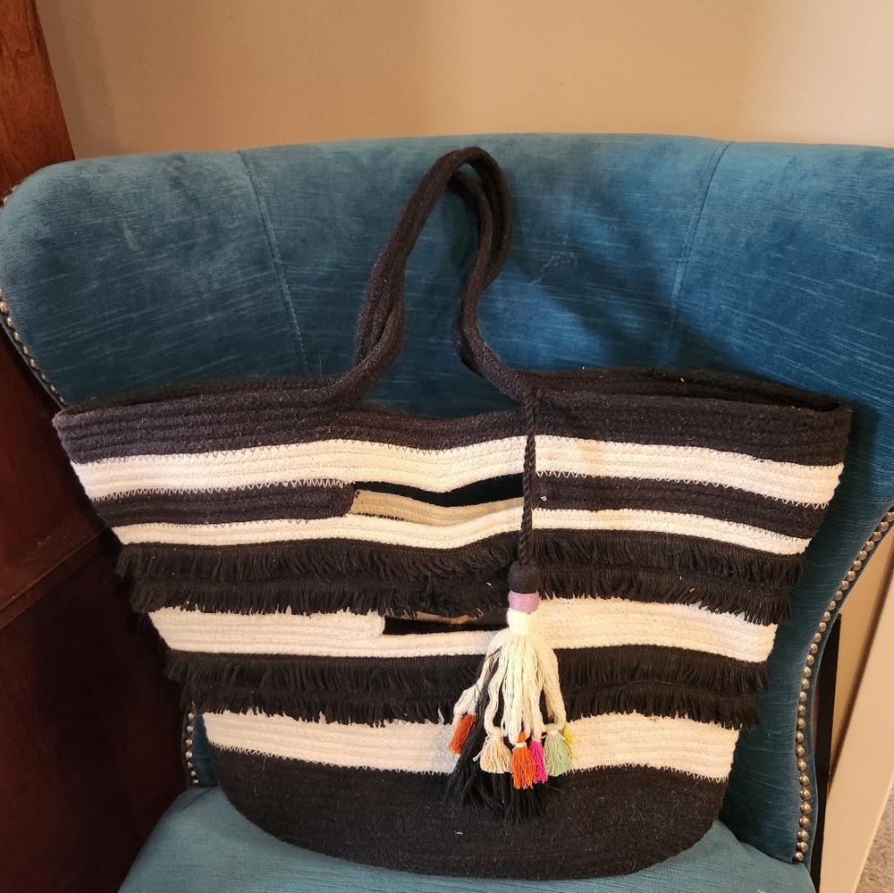 Stella & Dot Taj Tote Black & White Multicolored Tassel Fringe Rope Braid Weave